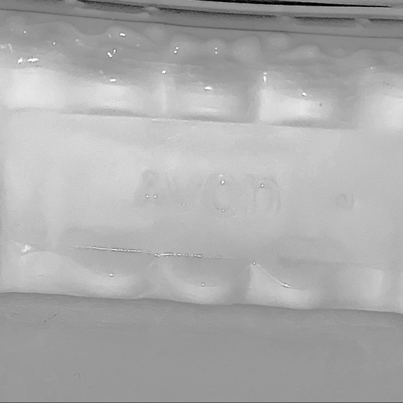 VINTAGE AVON Perfume Bottle Circa 1960’s GUC - Picture 6 of 7